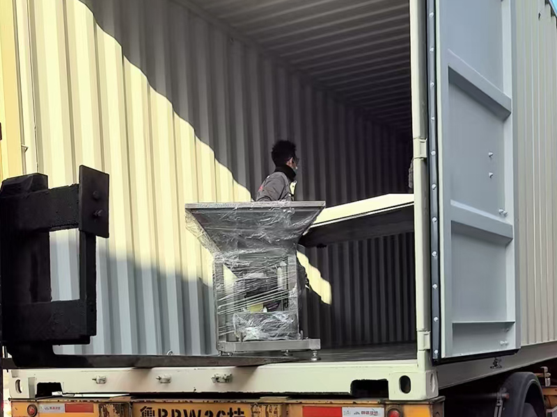 發(fā)貨現(xiàn)場(chǎng)